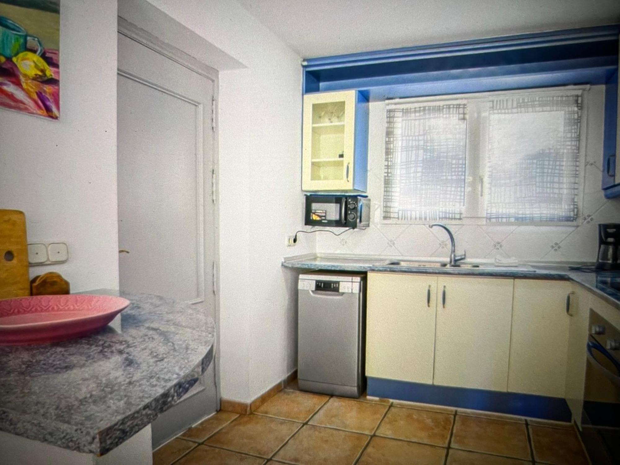 Holiday Villa And Beach Front Sea View - 5Br Refresh * Lloret de Mar