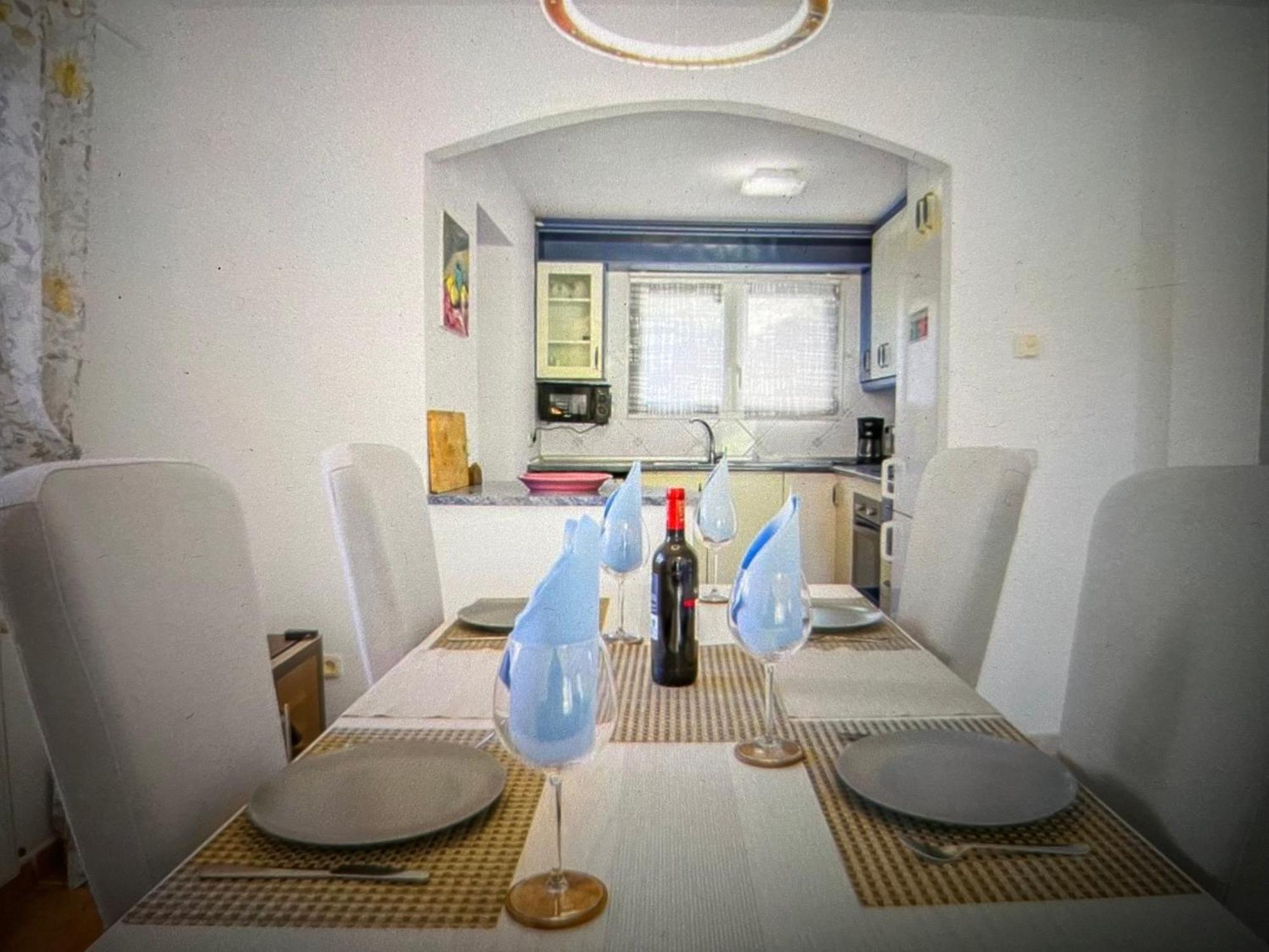 Holiday Villa And Beach Front Sea View - 5Br Refresh * Lloret de Mar
